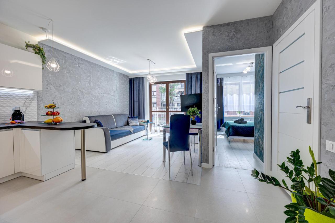 Apartment Silver 4